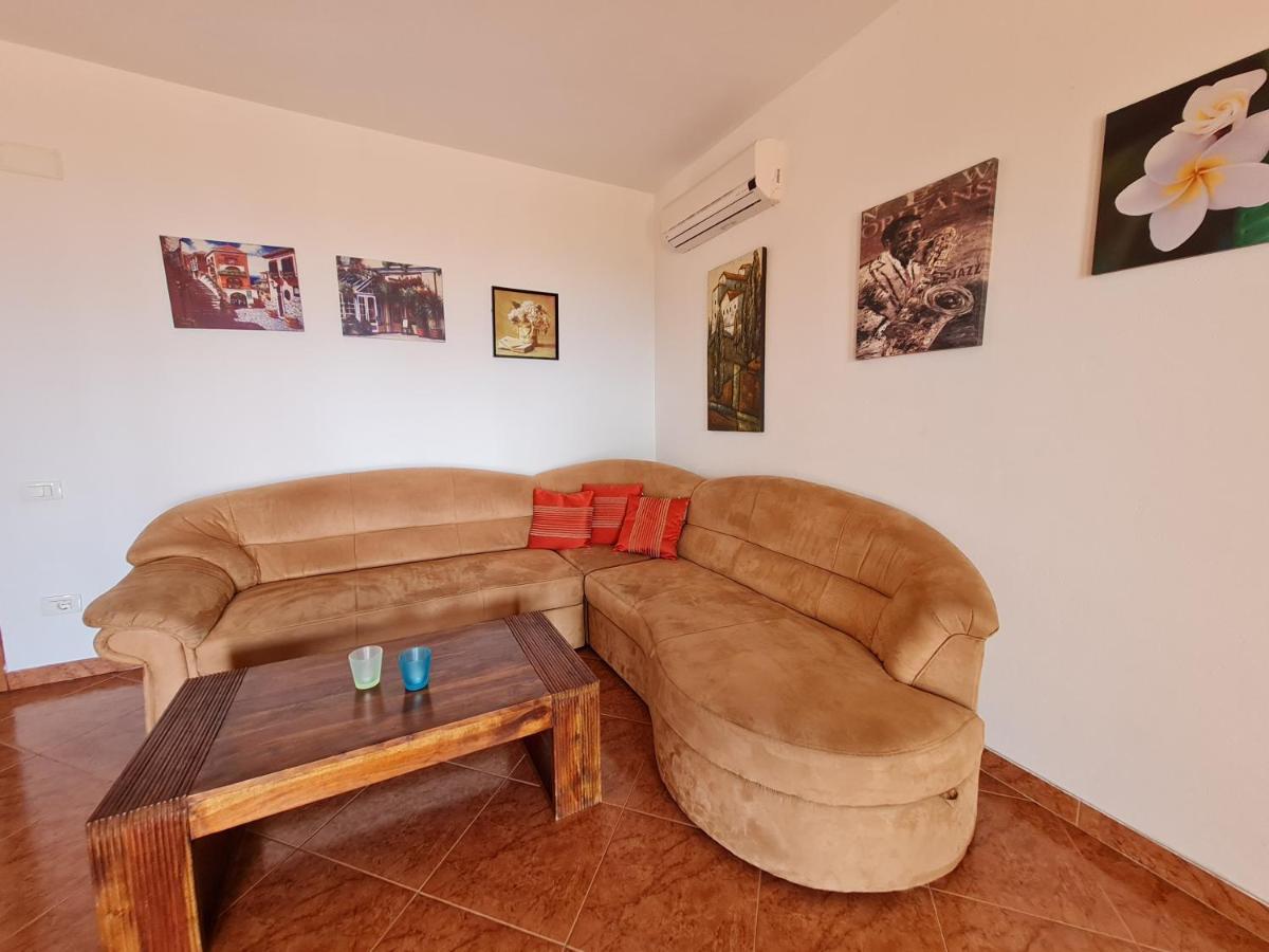 Appartamento Belle oasis Novi Vinodolski Esterno foto